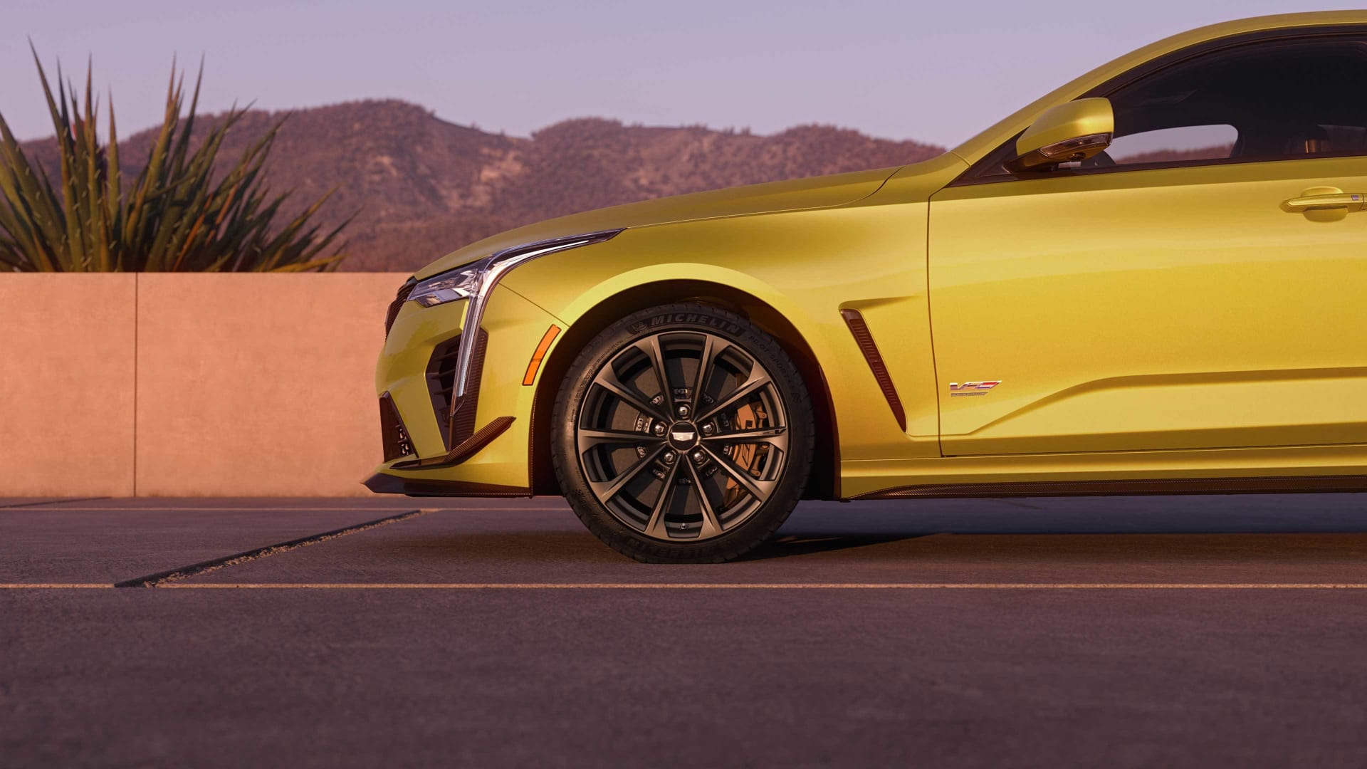 2024 CT4 VSeries Cadillac Digital Brochure
